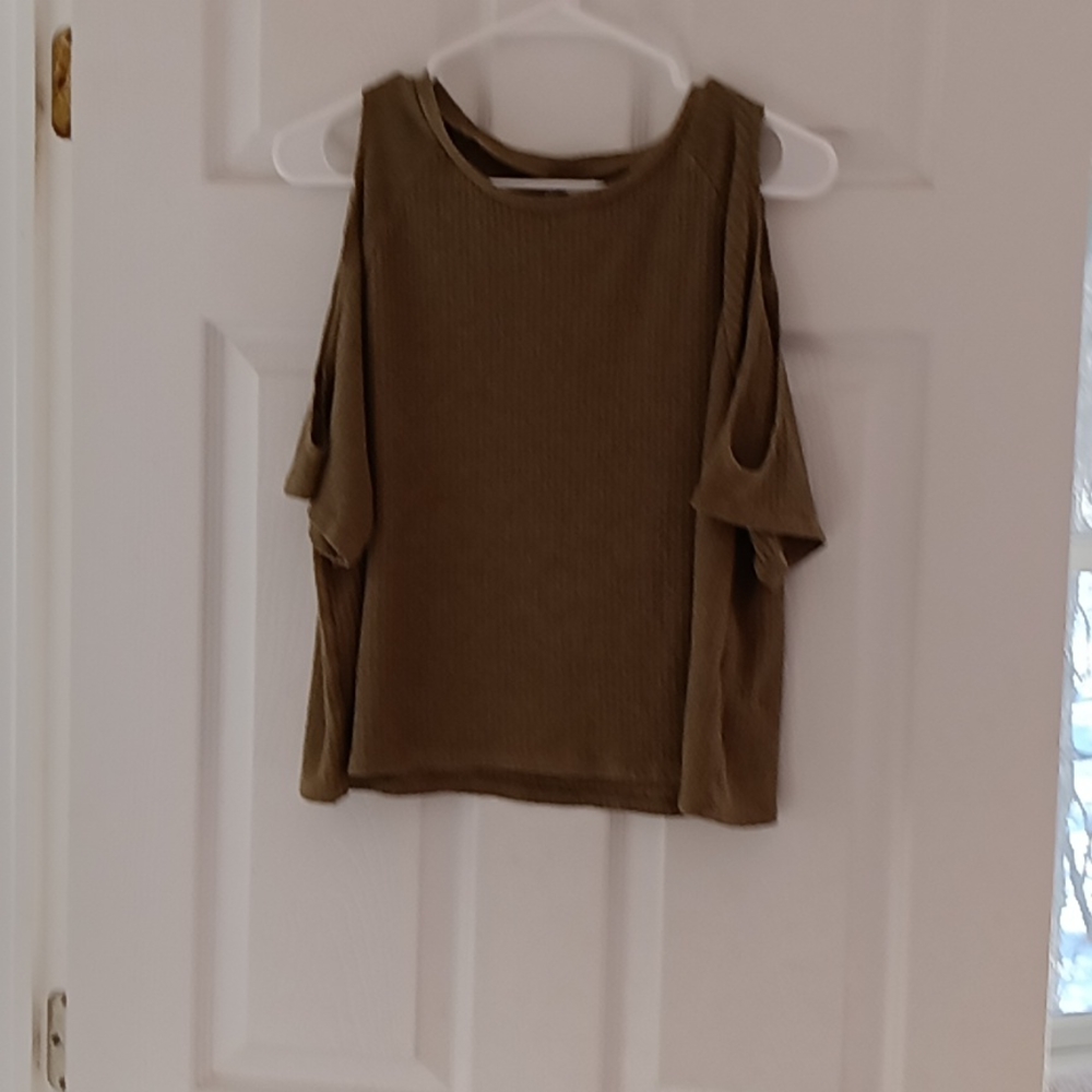 Divided Top